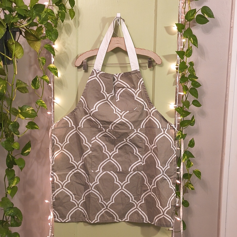 Home - Kitchen Apron Beige White Modern Pattern - Picture 2 of 8